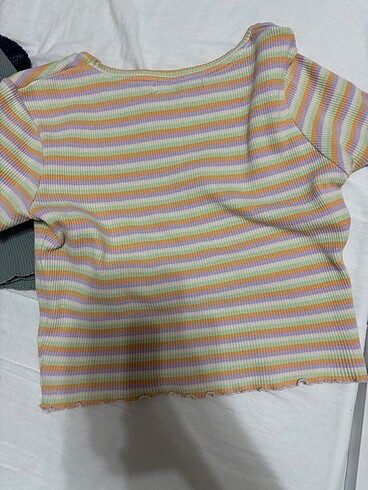 m Beden pull and bear crop ikisi birlikte satiliktir