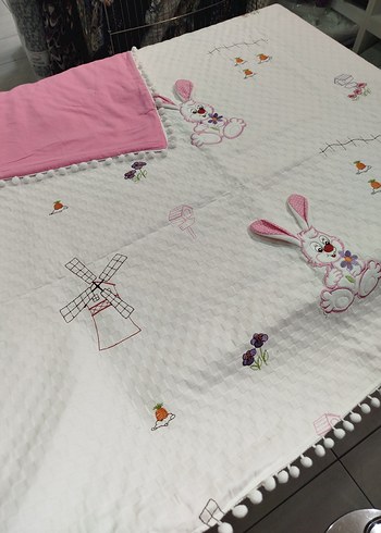 Pembe Tavşan Figürlü Bebek pike takımı - Görsel 2