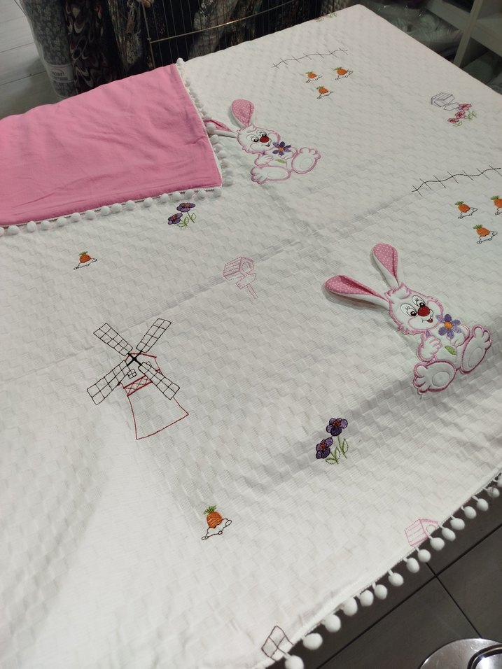 Pembe Tavşan Figürlü Bebek pike takımı - Görsel 2