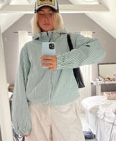 l Beden turkuaz Renk PULL AND BEAR OVERSİZE UNISEX HAFİF CEKET