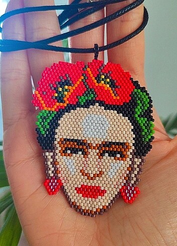 Frida Kahlo Kolye & Bileklik