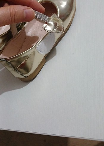 Kız Çocuk Altın Renkli Tokalı Babet - Görsel 6