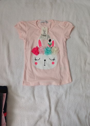 Diğer Çiçek Detaylı Pembe Bebek Önlüğü
