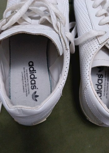 Beyaz Bağcıklı Adidas Spor Ayakkabı - Görsel 4