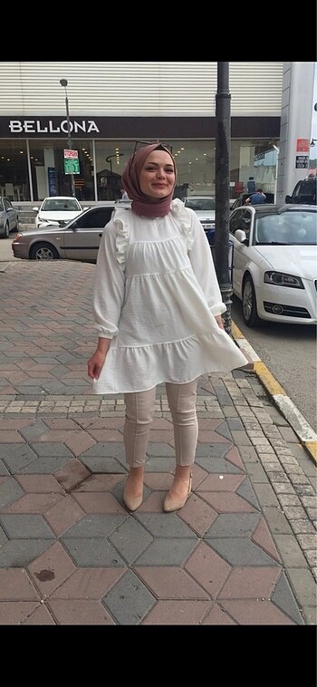 Beyaz tunik