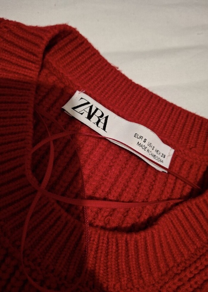 Zara Sıfır ayarında Crop kazak - Görsel 5