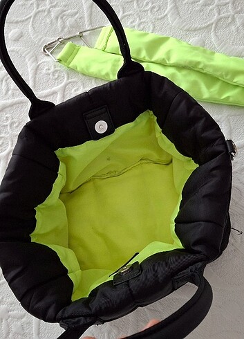 Mavi Çanta - Görsel 5