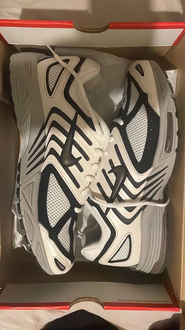 Beyaz Nike Air Pegasus Spor Ayakkabı - Görsel 4