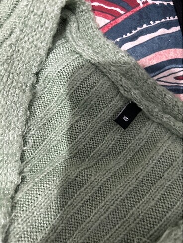 Stradivarius crop kazak