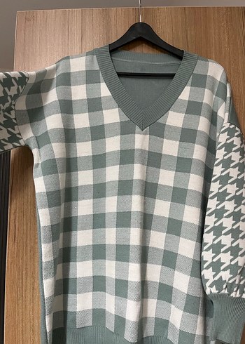 Gri Kareli V Yaka Örgü Kadın Süveter - Görsel 2