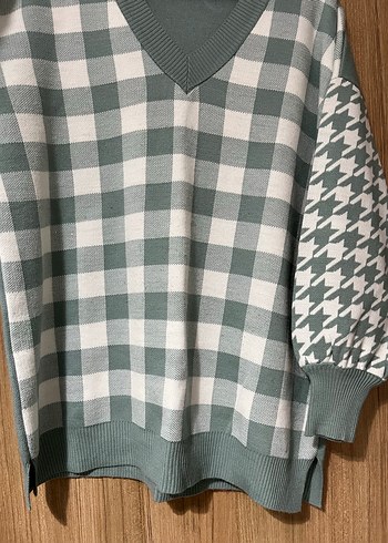 Gri Kareli V Yaka Örgü Kadın Süveter - Görsel 3