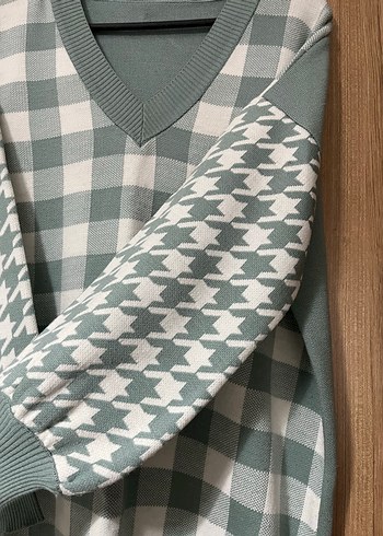 Gri Kareli V Yaka Örgü Kadın Süveter - Görsel 6