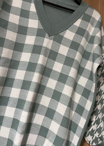 Gri Kareli V Yaka Örgü Kadın Süveter - Görsel 7