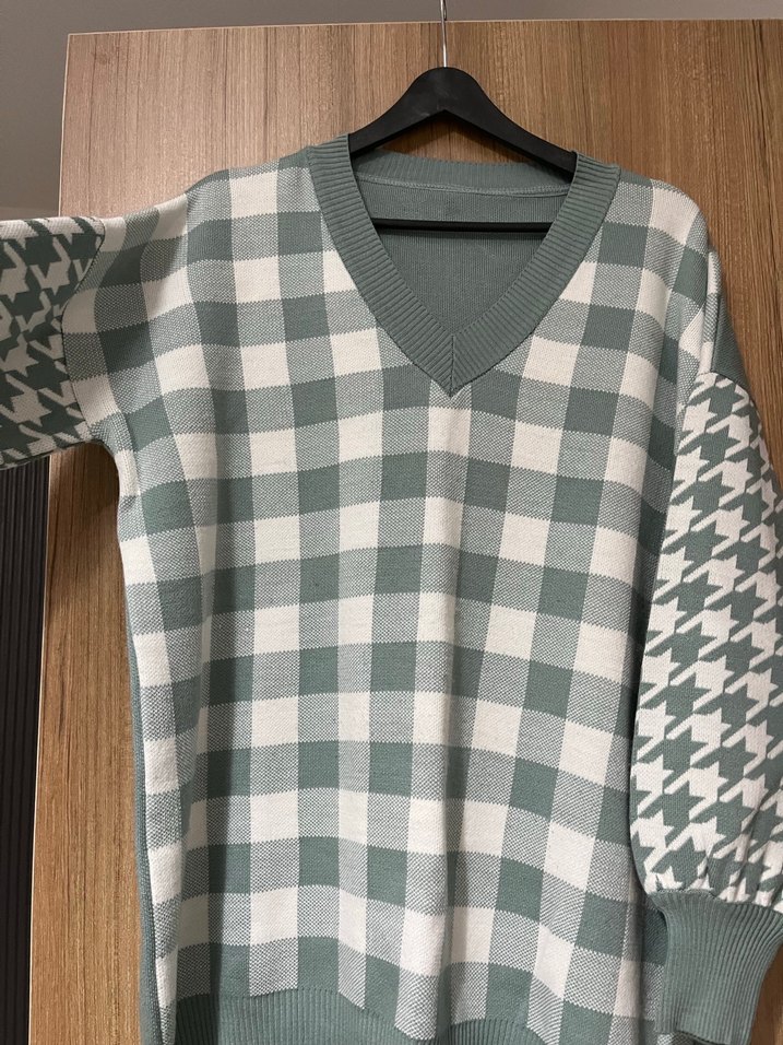 Gri Kareli V Yaka Örgü Kadın Süveter - Görsel 2