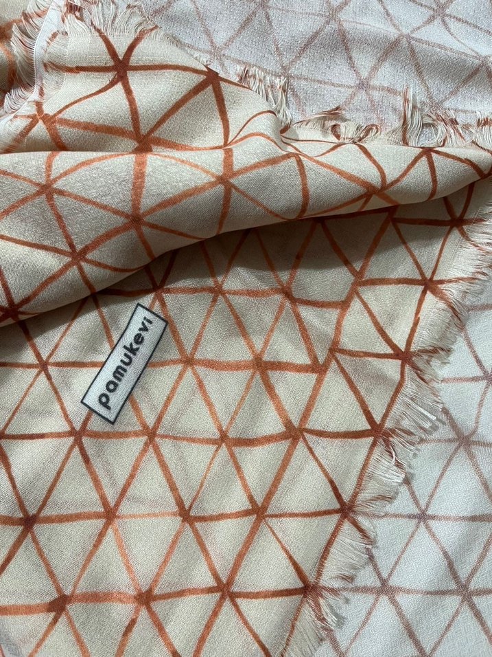 Bej Parlak Kadın Bohem Drapeli Şal - Görsel 4