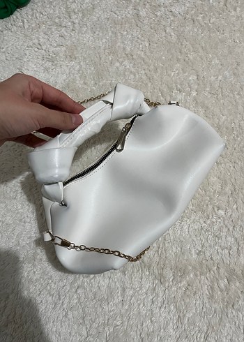 Beyaz Kadın Minimalist El Çantası - Görsel 3