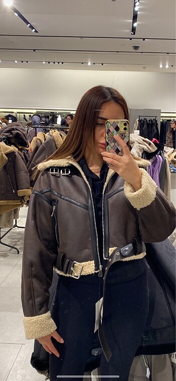 s Beden Zara crop peluş mont