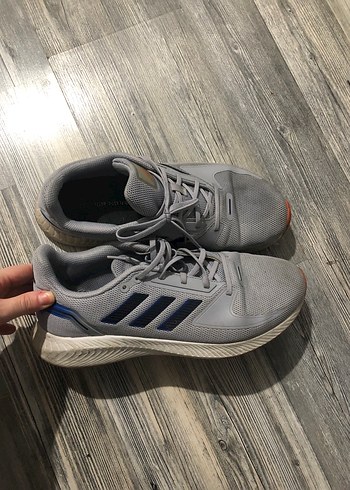 Adidas ürünü