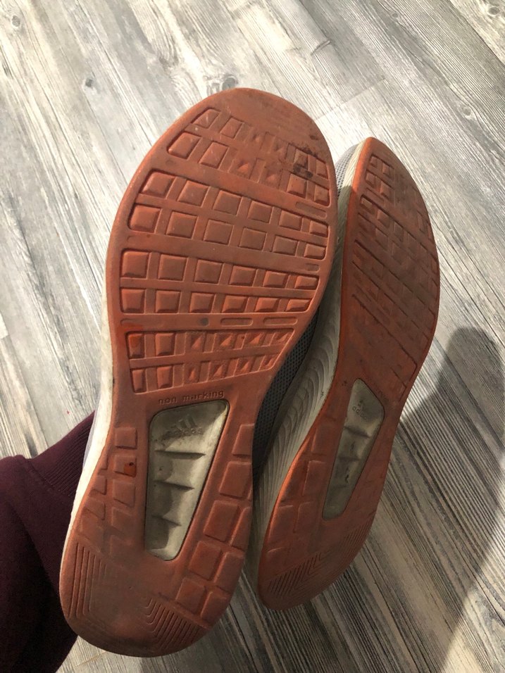 Adidas Gri Spor Ayakkabı — görsel 4/8