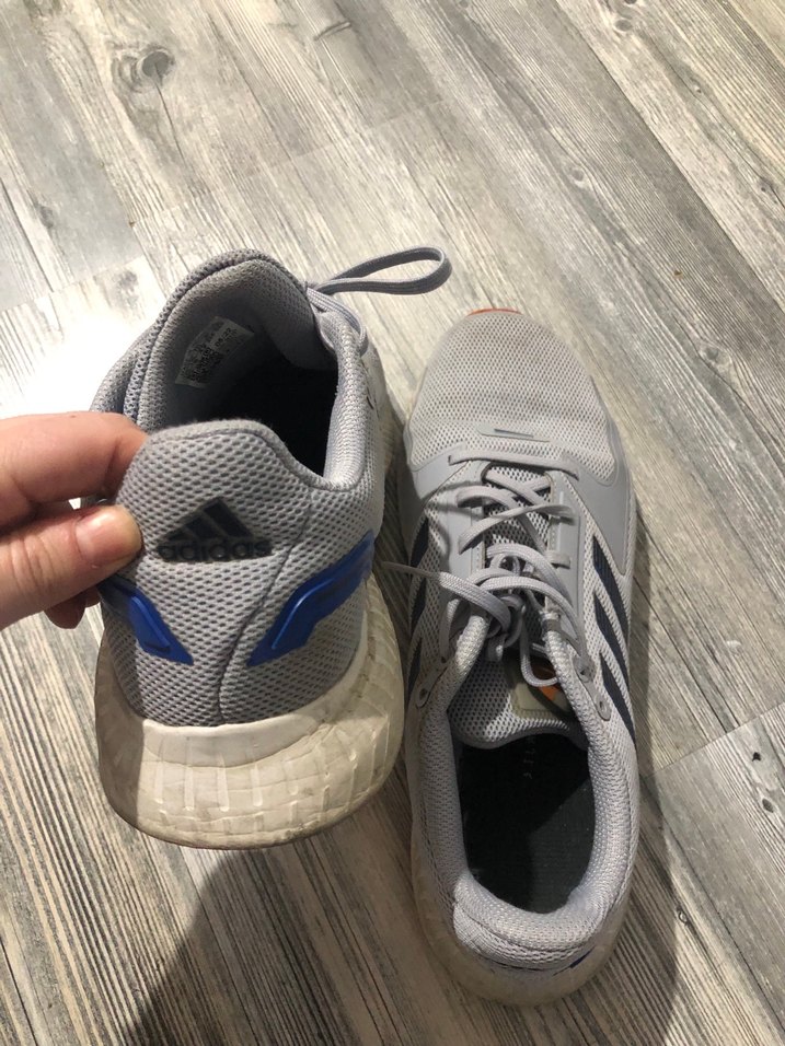 Adidas Gri Spor Ayakkabı — görsel 6/8