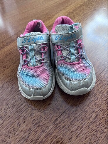 Skechers marka kız çocuk ayakkabısı