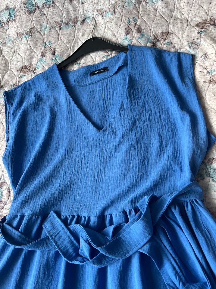 Mavi Keten V Yakalı Midi Elbise - Görsel 3