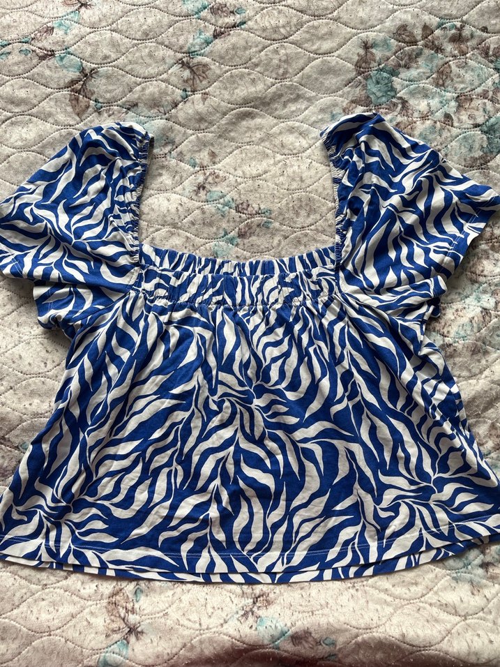 H&M mavi-beyaz desenli bluz - Görsel 2