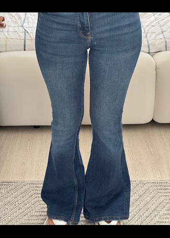 Bershka Kadın Lacivert Bol Kesim Midi Jean