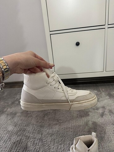 38 Beden beyaz Renk ZARA ayakkabı 38 numara