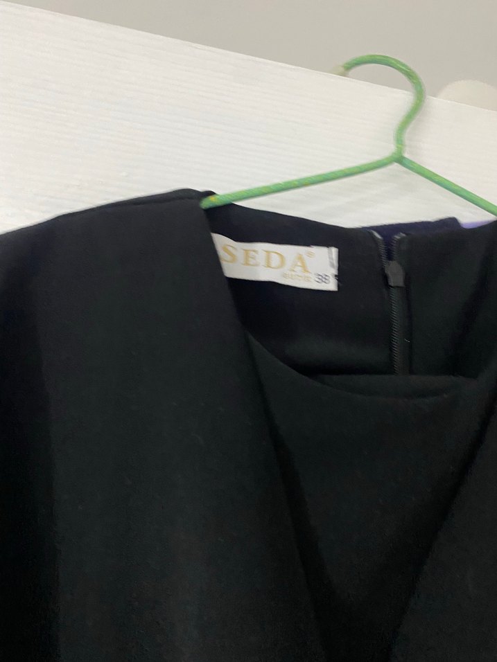 Siyah V Yakalı Uzun Salaş Elbise - Görsel 2