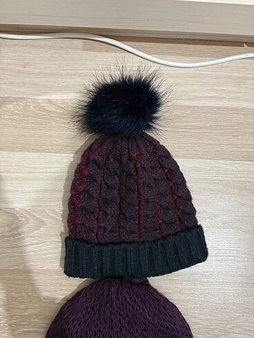 12+ Yaş, > 23 cm Beden Şapka