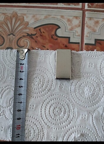 Çok güçlü Neodyum mıknatıs 40/20/10 mm ölçülerinde 