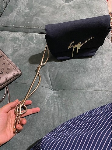 Küçük şık çanta - Görsel 2