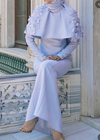 Beyaz Nakışlı Uzun Kollu Uzun Elbise - Görsel 3