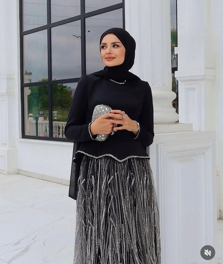 Siyah Drapeli Uzun Abiye Elbise - Görsel 3