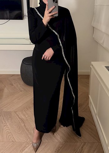 Uzun Siyah Gotik Ofis Elbisesi - Görsel 2