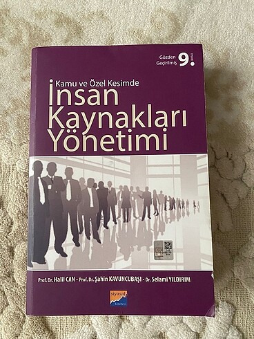 Kamu ve Özel Kesimde İnsan Kaynakları Yönetimi