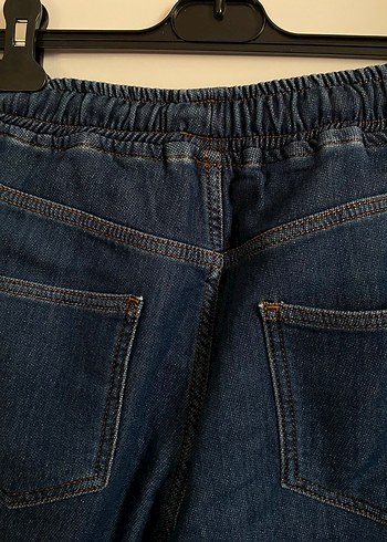 Kadın Lacivert Kemerli Bol Kesim Midi Kot Pantolon - Görsel 4