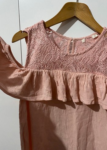 Pembe Renk Volanlı Kolsuz Kadın Bluz - Görsel 4