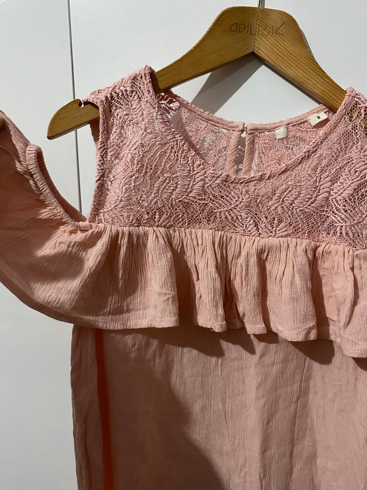 Pembe Renk Volanlı Kolsuz Kadın Bluz - Görsel 4