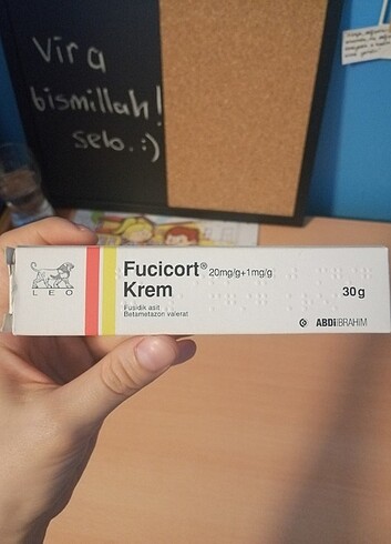 Fucicort krem piercing keloidi