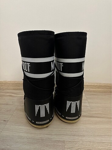 39 Beden Moon Boots