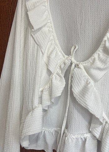 Zara Fırfırlı V Yaka Beyaz Keten Bluz