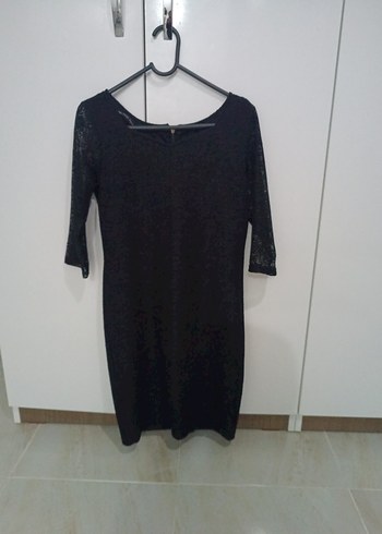 Dantel Detaylı Siyah Midi Elbise - Görsel 4