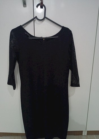 Dantel Detaylı Siyah Midi Elbise - Görsel 3