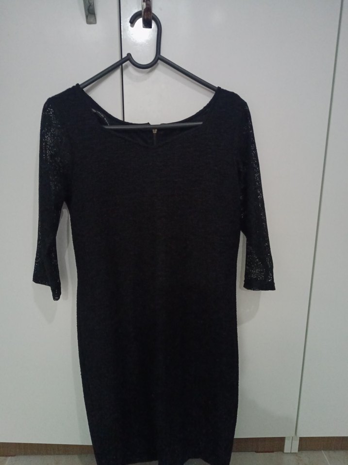 Dantel Detaylı Siyah Midi Elbise - Görsel 3