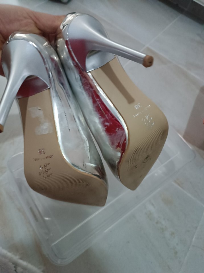 gri Metal Stiletto - Görsel 3