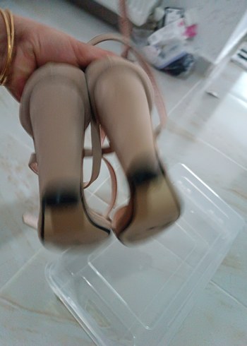 Bej Süet Stiletto Topuklu Kadın Ayakkabı - Görsel 4