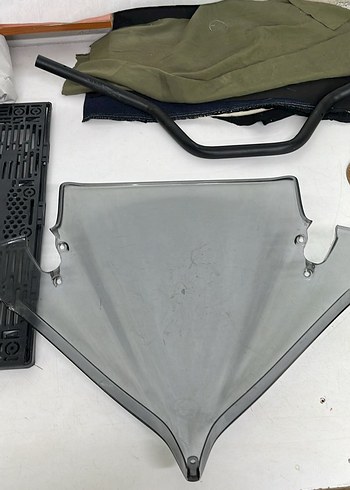 Gri Şeffaf Cam Motosiklet Kask Siperliği - Görsel 3