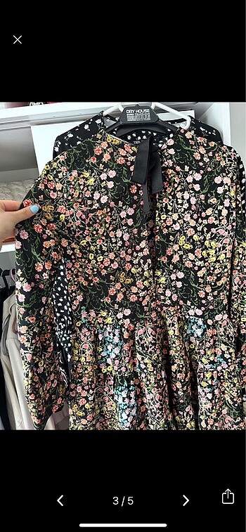xs Beden Zara çiçekli elbise